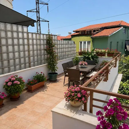 Lakeview Luxury Tirana2 Apartman *